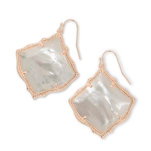 KENDRA SCOTT Kirsten Drop Earrings in Rose Gold/Ivory Pearl